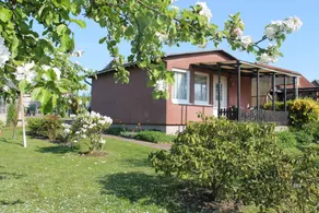 Alluring Bungalow in Boltenhagen with Fenced Garden - Image 5