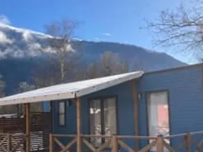 Chalet with heated pool & terrace - Image 4