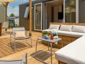 Mobile home with heated pool & terrace - Image 5
