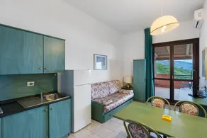 P. R. Club - Two-Room Faro 23 with Sea View, Private Terrace and Air Conditioning - Image 4