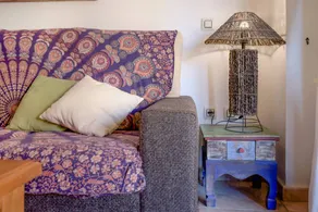 Flat with garden & pool | Sea view - Image 5