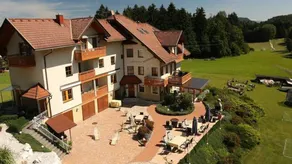 Holiday apartment with barbeque, sauna & garden - Image 2