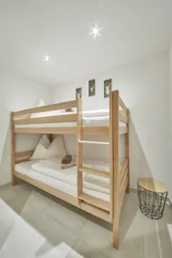 Flat with garden, terrace & barbeque - Image 2