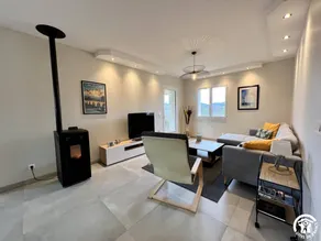 Fully equipped pleasant gite with garden & terrace - Image 4