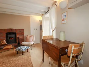 Fully equipped beautiful cottage with terrace & garden | Dogs allowed - Image 5