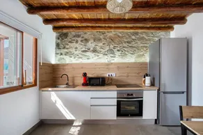 Holiday home with BBQ, terrace & private pool | Mountain view | Suitable for remote work - Image 4