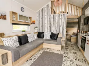 Cottage with jacuzzi & garden - Image 3