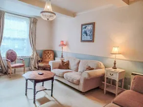 Family-oriented cottage with garden | Dogs allowed - Image 3