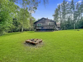 Holiday home with barbeque - Image 4