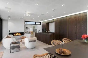 Holiday home with barbecue & terrace | Sea view - Image 5
