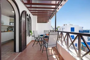 Apartment with terrace | Sea view | Next to the beach - Image 5