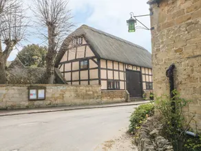 Cottage with garden - Image 3