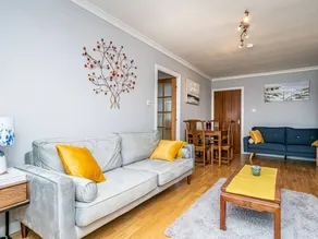 Agréable appartement entièrement équipé | Vue mer - Image 2
