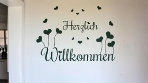 Holiday home with terrace & garden - Image 4