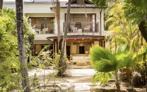 Villa with garden, private pool & terrace | Garden view - Image 2