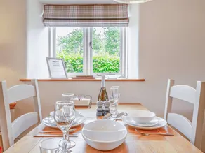 Cottage with terrace, garden & barbecue - Image 5