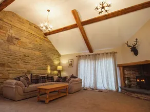 Cottage with garden & barbecue - Image 3
