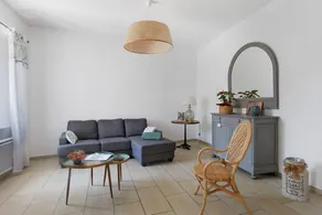 House with BBQ, garden & terrace - Image 3