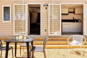 Mobile home with terrace & barbeque - Image 2