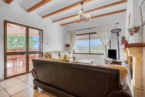 Villa with terrace, private pool & garden | Mountain view - Image 5