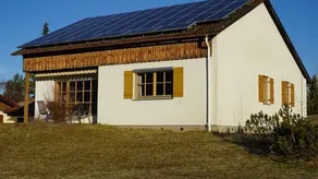 Casa adatta alle famiglie con giardino, terrazza e piscina | Vista sulla montagna - Image 2