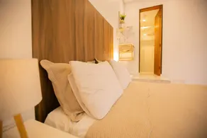 Flat with garden - Image 3