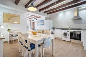 Charming apartment | Beach view | Beach nearby | Perfect for remote work - Image 4