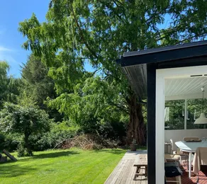 House with terrace, barbeque & garden - Image 2