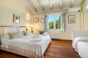 Family-oriented beautiful private room with garden | Garden view | Pet-friendly - Image 2