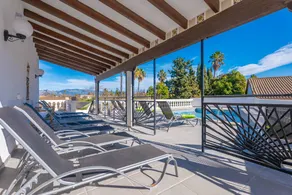 Villa with garden, private pool & terrace - Image 4