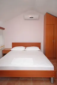 Wonderful private room with BBQ | Next to the beach | Pets allowed - Image 3
