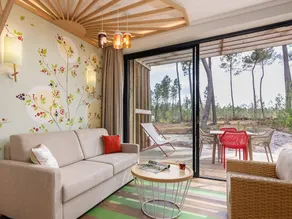 Family-friendly lovely bungalow with terrace & heated pool | Pets are welcome - Image 5