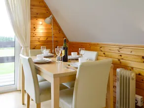Cottage with garden - Image 4