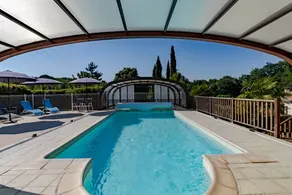 Casa con barbecue, terrazza e piscina | Vista sul giardino - Image 2