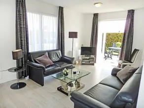 Maison avec terrasse et jardin - Image 3