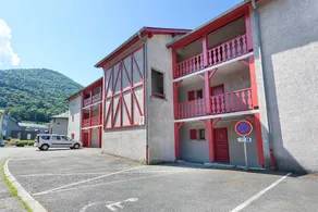 Ferienwohnung mit Terrasse, Sauna und beheiztem Pool | Gartenblick - Image 2