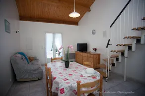 Children-friendly beautiful gite with terrace, pool & BBQ | Garden view | Pet-friendly - Image 3
