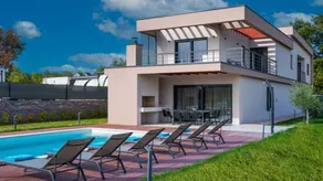 Wonderful apartment with garden, private pool & BBQ | Pets allowed - Image 5