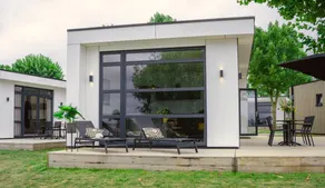 House with terrace - Image 2