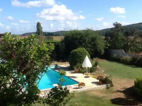 Sarron 6-Bed Villa, Sleeps 14, Pool & Parking - Image 2
