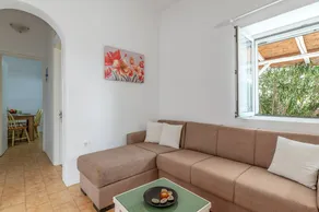 Family-oriented nice holiday home with terrace, garden & BBQ | Mountain view | Dogs allowed - Image 4