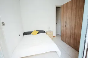 Merveilleuse chambre chez l'habitant | Proche Sagrada Família - Image 2