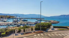 Apartamento vacacional con jardín y barbacoa | Vistas al mar - Image 4