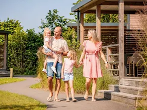 Child-friendly lodge with heated pool | Beach nearby | Dogs allowed - Image 2