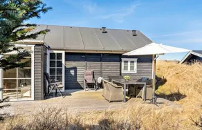 Holiday home with garden, terrace & barbecue - Image 2