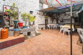 Casa con griglia, terrazza e piscina privata | Vista sulla montagna - Image 3