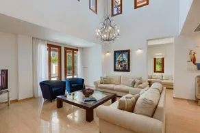 Villa apta para familias con jardín, barbacoa y piscina privada - Image 5