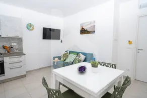 Holiday apartment with pool, garden & terrace | Sea view - Image 5