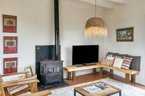 Nice apartment with pool & garden | Garden view | Perfect for remote work - Image 5