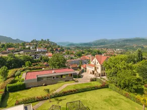 The Luxury and Nature Retreat with pool, jacuzzi and BBQ - Image 5